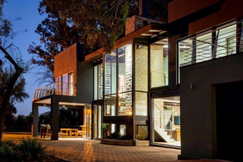 Middelwater Farm Hotel Bloemfontein Exterior foto